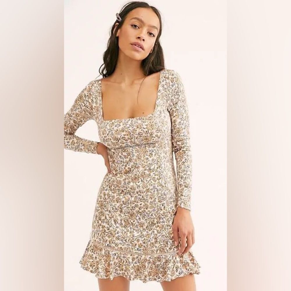 Free People Boheme Mini Dress Long Sleeved Size 6 Bohemian Floral EUC
